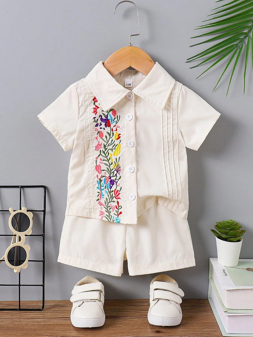 Garden Embroidered Set